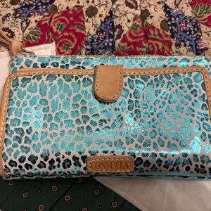 Consuela Kit wallet